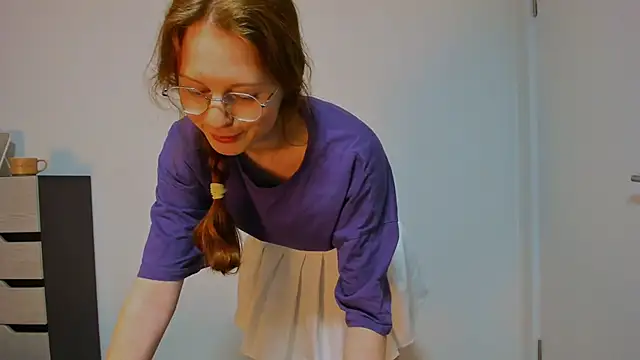 Snapshot of Fire_Luna chatting on 02-03-25, 03:17 Fire Luna online show from 02-03-25, 03:17