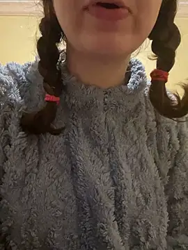 Snapshot of Golin-24 chatting on 02-08-26, 04:10 Golin-24 online show from 02-08-26, 04:10