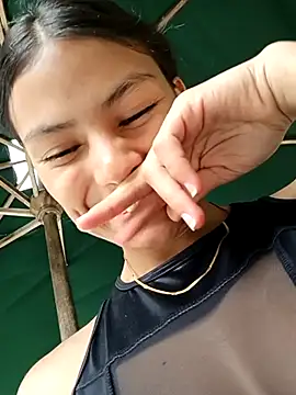 Snapshot of vanyacam_ chatting on 02-10-25, 09:15 vanyacam online show from 02-10-25, 09:15