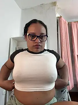 Snapshot of angela_angels_ chatting on 12-09-24, 02:56 angela angels online show from 12-09-24, 02:56