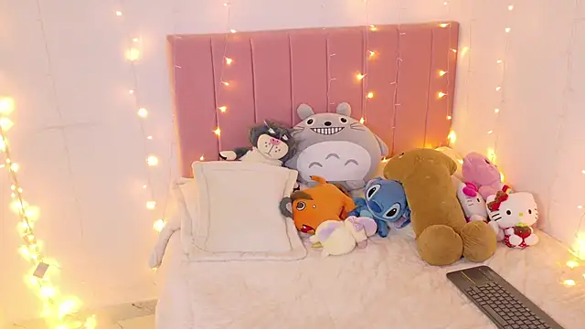 p3ach1 online show from 12-05-25, 03:15