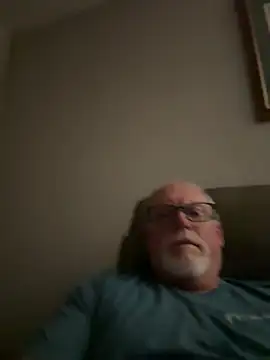 Snapshot of wildrocket02 chatting on 05-24-26, 03:22 wildrocket02 online show from 05-24-26, 03:22