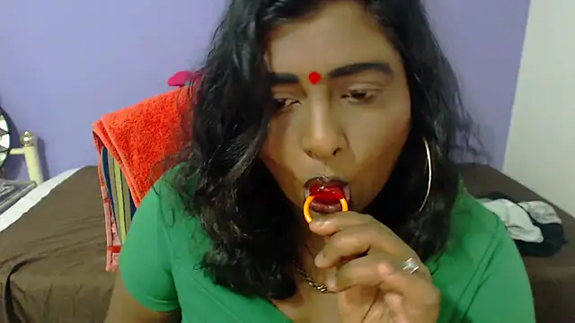 INDIANSIN2 online show from 05-31-26, 06:09