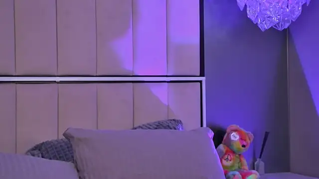 Snapshot of IreneRaye chatting on 03-11-26, 06:36 IreneRaye online show from 03-11-26, 06:36