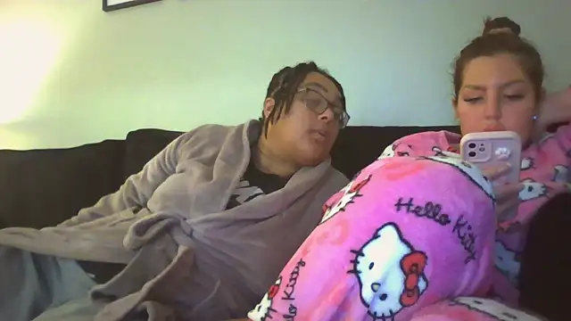 Snapshot of vanilla_chocolate23 chatting on 01-04-25, 06:19 vanilla chocolate23 online show from 01-04-25, 06:19