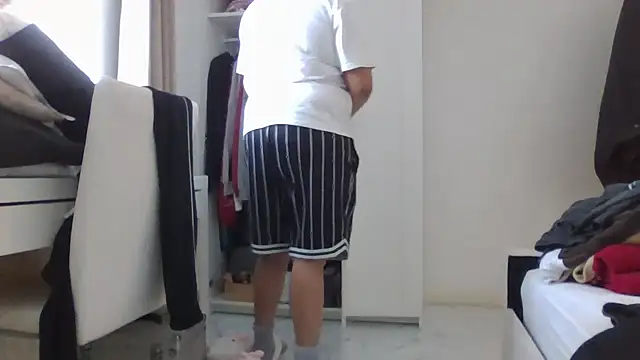 Snapshot of vanilla_chocolate23 chatting on 02-02-25, 10:02 vanilla chocolate23 online show from 02-02-25, 10:02