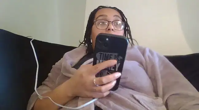 Snapshot of vanilla_chocolate23 chatting on 02-18-25, 01:55 vanilla chocolate23 online show from 02-18-25, 01:55