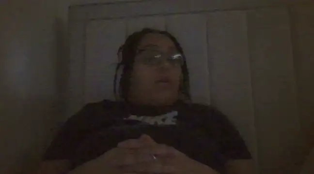 Snapshot of vanilla_chocolate23 chatting on 02-20-25, 10:27 vanilla chocolate23 online show from 02-20-25, 10:27