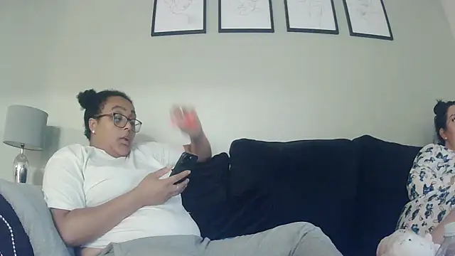 Snapshot of vanilla_chocolate23 chatting on 09-08-25, 06:07 vanilla chocolate23 online show from 09-08-25, 06:07