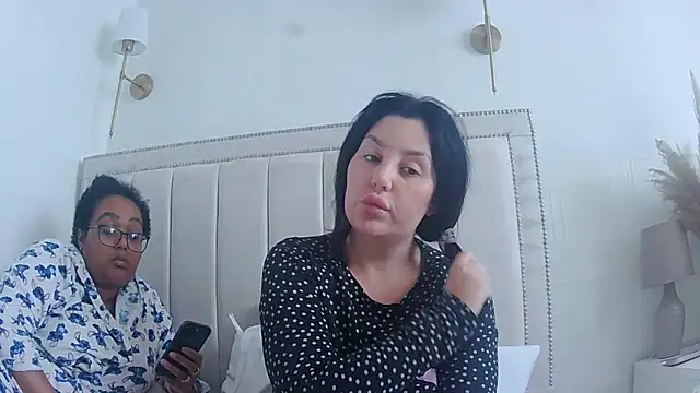 Snapshot of vanilla_chocolate23 chatting on 10-26-25, 11:05 vanilla chocolate23 online show from 10-26-25, 11:05