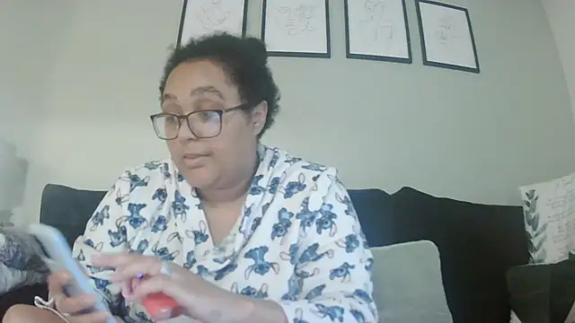 Snapshot of vanilla_chocolate23 chatting on 11-15-25, 11:29 vanilla chocolate23 online show from 11-15-25, 11:29