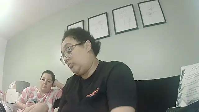 Snapshot of vanilla_chocolate23 chatting on 11-23-25, 11:54 vanilla chocolate23 online show from 11-23-25, 11:54