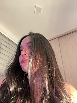 kenndall 21 online show from 02-24-26, 12:19