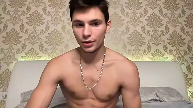 Snapshot of denlover1 chatting on 12-18-24, 10:40 denlover1 online show from 12-18-24, 10:40