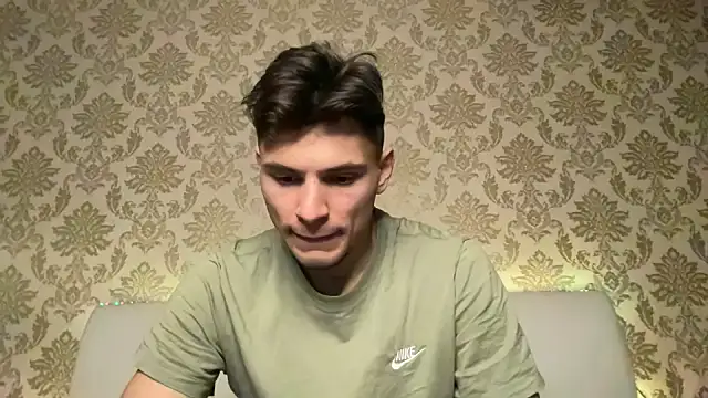 Snapshot of denlover1 chatting on 02-17-25, 03:53 denlover1 online show from 02-17-25, 03:53