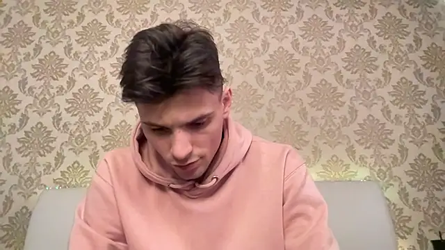 Snapshot of denlover1 chatting on 02-18-25, 12:17 denlover1 online show from 02-18-25, 12:17