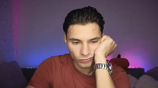 Snapshot of denlover1 chatting on 09-29-25, 07:35 denlover1 online show from 09-29-25, 07:35