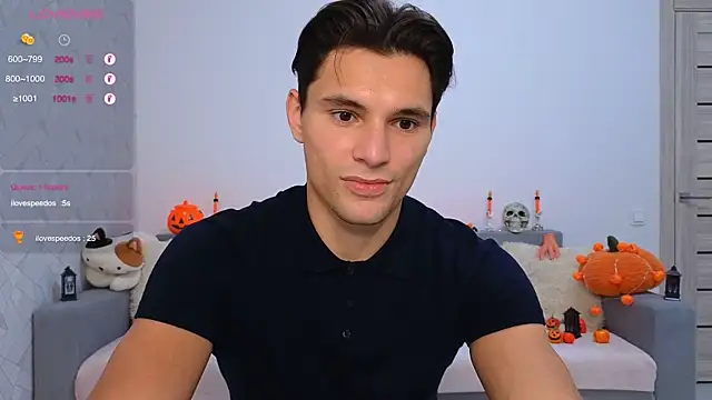 Snapshot of denlover1 chatting on 10-18-25, 08:04 denlover1 online show from 10-18-25, 08:04