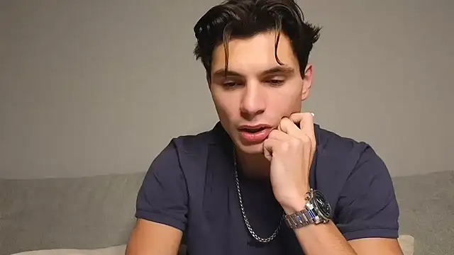 Snapshot of denlover1 chatting on 12-20-25, 02:07 denlover1 online show from 12-20-25, 02:07