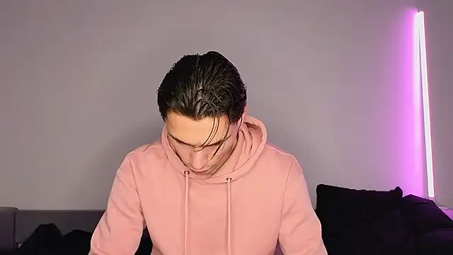 Snapshot of denlover1 chatting on 01-12-26, 07:24 denlover1 online show from 01-12-26, 07:24