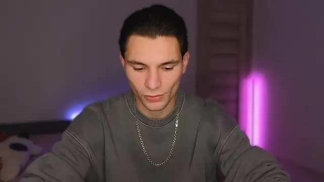 Snapshot of denlover1 chatting on 01-14-26, 05:46 denlover1 online show from 01-14-26, 05:46