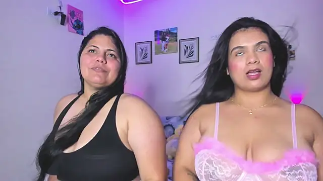 Snapshot of dulce__love69 chatting on 05-23-26, 02:50 dulce love69 online show from 05-23-26, 02:50
