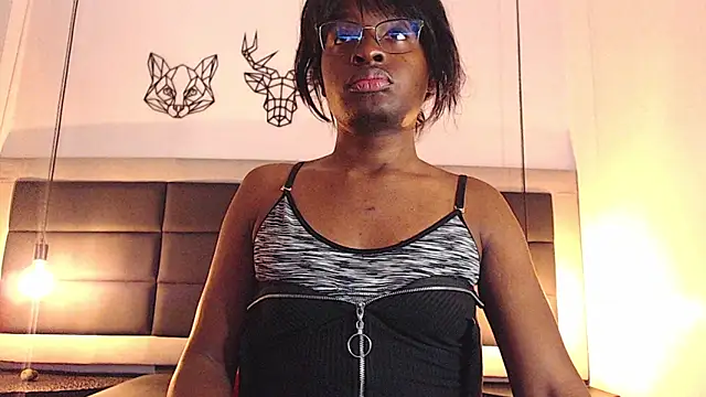 candy lovee69 online show from 12-01-25, 08:03