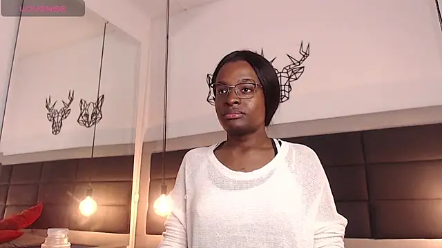 candy lovee69 online show from 04-18-26, 08:09