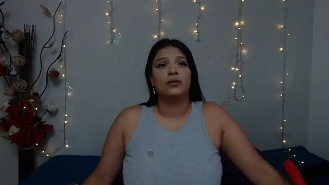 Snapshot of Nicol_Love0 chatting on 01-10-25, 06:49 Nicol Love0 online show from 01-10-25, 06:49