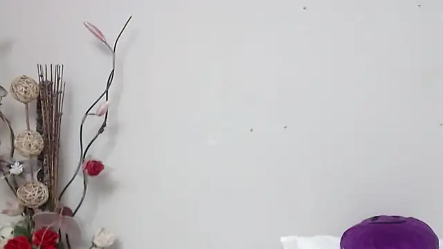 Snapshot of Nicol_Love0 chatting on 01-25-25, 07:39 Nicol Love0 online show from 01-25-25, 07:39