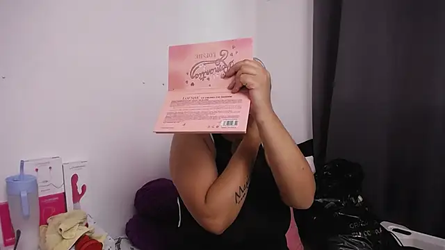 Nicol Love0 online show from 02-16-26, 12:23