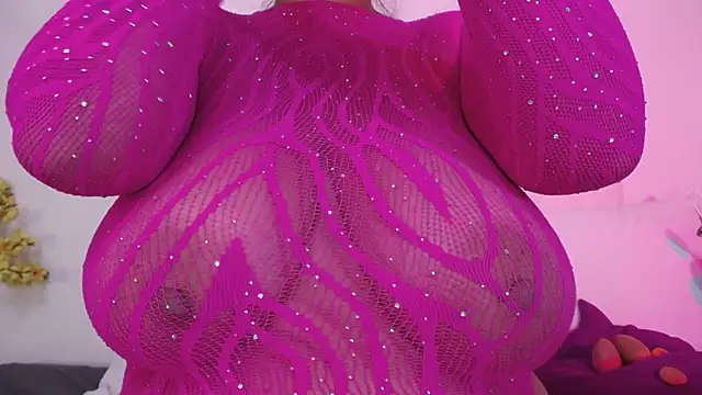 Nicol Love0 online show from 04-08-26, 12:16