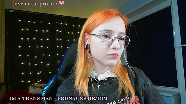 Snapshot of Honelin chatting on 01-20-25, 03:39 Honelin online show from 01-20-25, 03:39