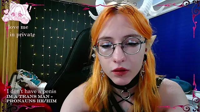 Snapshot of Honelin chatting on 02-14-25, 08:37 Honelin online show from 02-14-25, 08:37