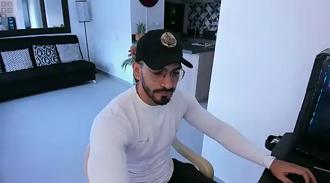 tony muscle online show from 01-17-25, 09:39