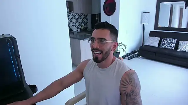 tony muscle online show from 02-27-25, 06:53