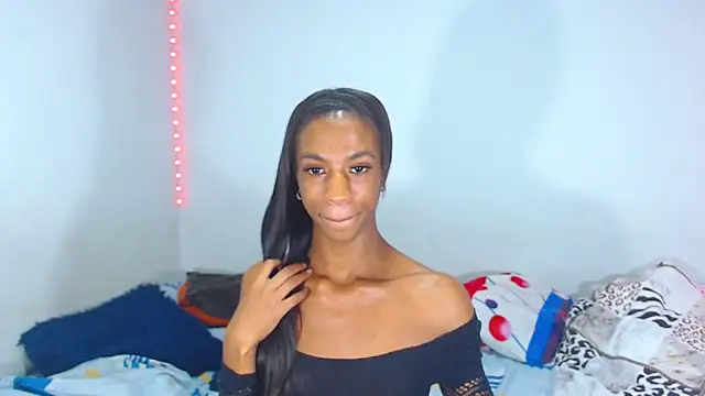 Snapshot of JessicaEbony chatting on 01-11-25, 12:22 JessicaEbony online show from 01-11-25, 12:22