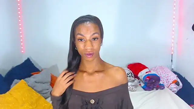 Snapshot of JessicaEbony chatting on 01-14-25, 01:15 JessicaEbony online show from 01-14-25, 01:15