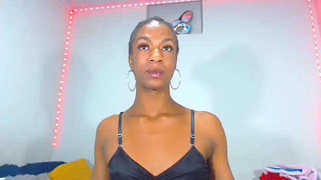 Snapshot of JessicaEbony chatting on 02-18-25, 12:59 JessicaEbony online show from 02-18-25, 12:59