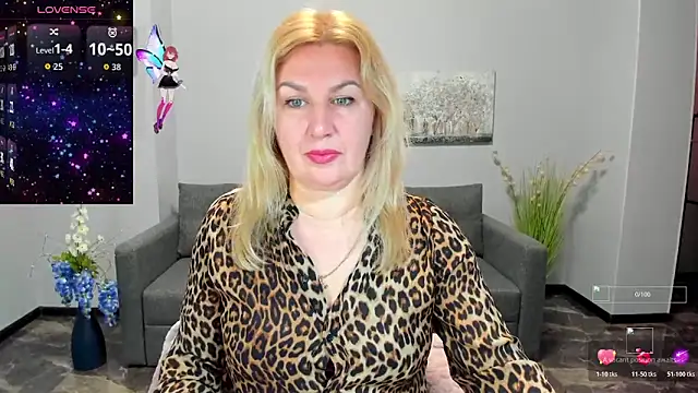 Lili Crossi online show from 11-14-25, 06:45