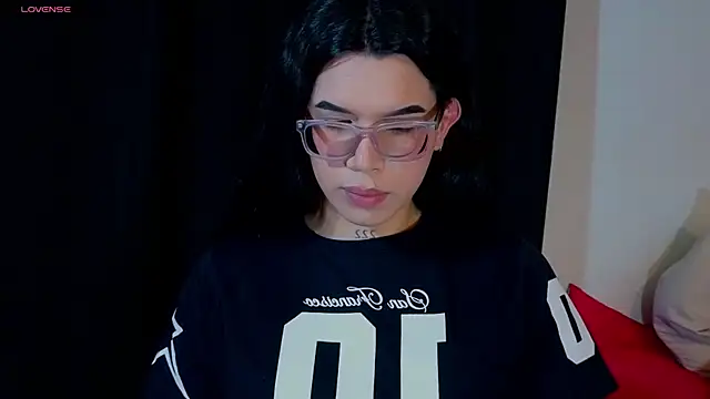 Samantha Rusell online show from 07-19-26, 10:57