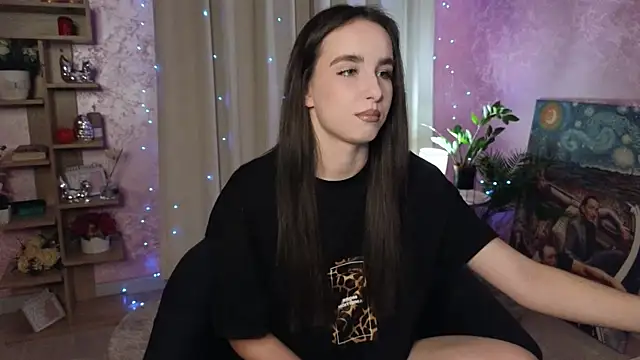 Snapshot of AuroraAksnesss chatting on 12-13-24, 03:21 AuroraAksnesss online show from 12-13-24, 03:21