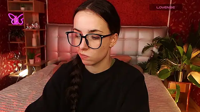 Snapshot of AuroraAksnesss chatting on 02-15-25, 05:17 AuroraAksnesss online show from 02-15-25, 05:17