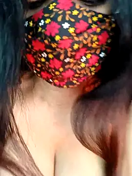 Snapshot of Jiya-Sexy chatting on 01-11-26, 08:30 Jiya-Sexy online show from 01-11-26, 08:30