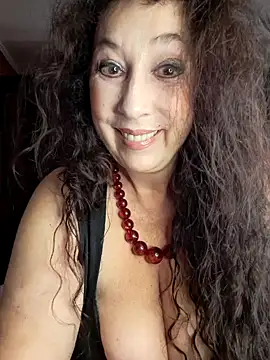 GypsyEsmeralda online show from 10-19-25, 07:09