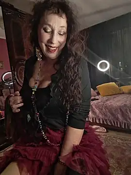 GypsyEsmeralda online show from 03-04-26, 04:35