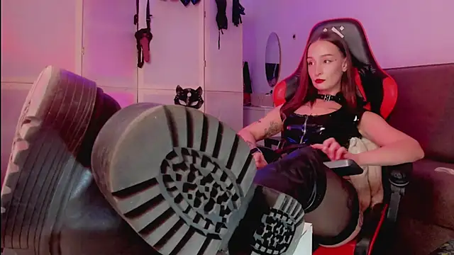 MarryTheBestCherry online show from 01-11-26, 03:39