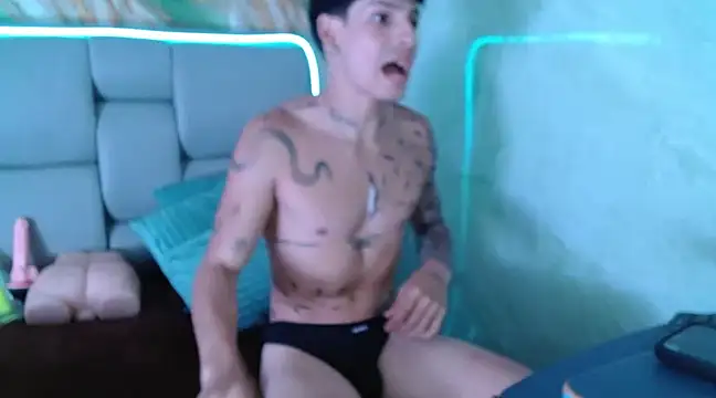 Apolo Hidalgo01 online show from 03-01-25, 06:00