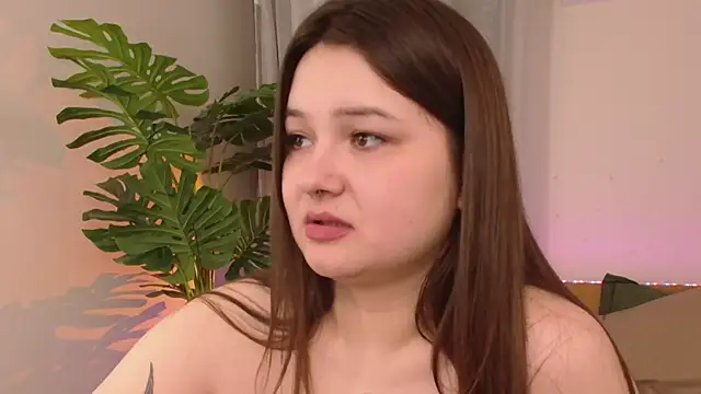 Snapshot of Alice_Walters chatting on 12-06-24, 11:03 Alice Walters online show from 12-06-24, 11:03