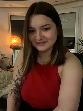 Snapshot of Alice_Walters chatting on 10-18-25, 05:57 Alice Walters online show from 10-18-25, 05:57